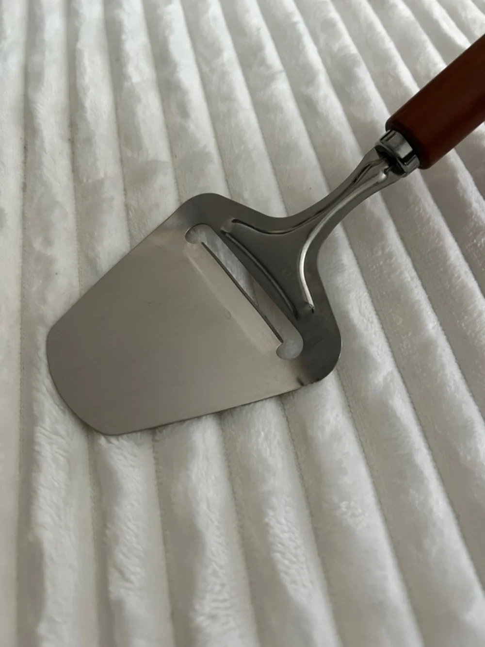 Vintage Brown Handle Stainless Steel Cheese Slicer